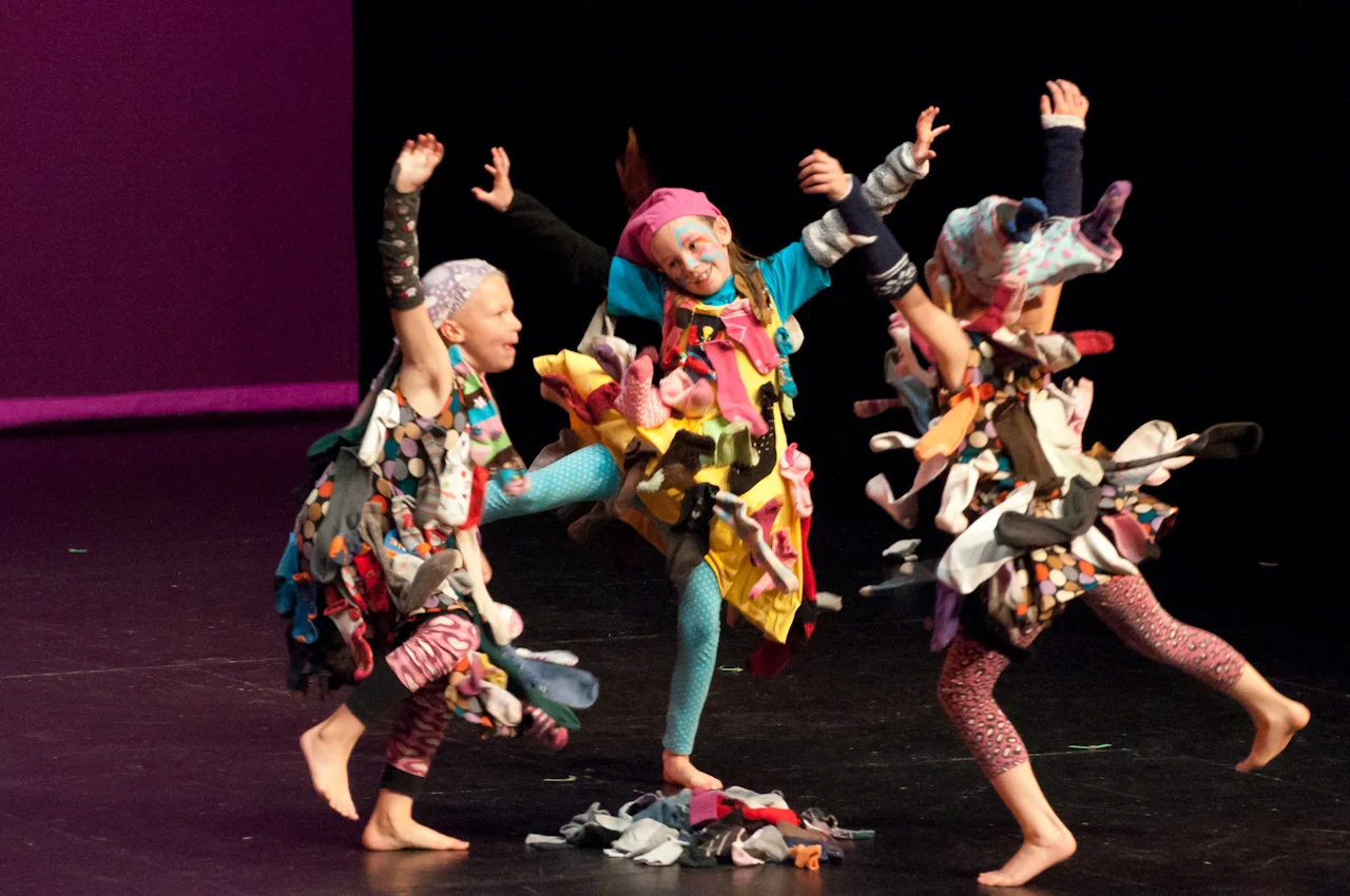 What's in the Closet? What's Under the Bed? — FadaDance Studio